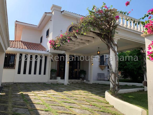 Stunning House _ Hermosa Casa en Chame